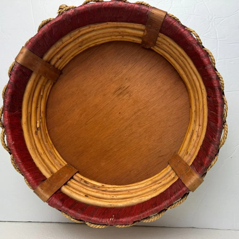 Vintage excellent 11 wicker